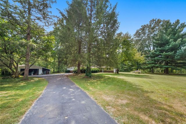 1710 Stoneybrook Way, Blacklick, OH 43004