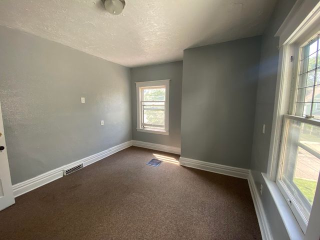 613 Pearl Street, Kalamazoo City, MI 49007