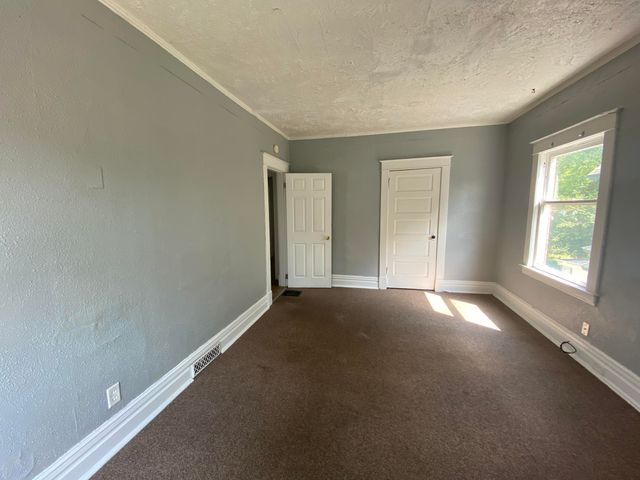 613 Pearl Street, Kalamazoo City, MI 49007