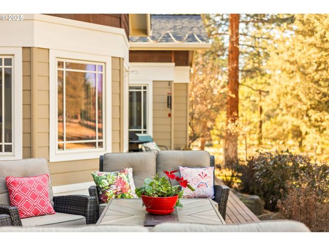 16900 GREEN DRAKE Ct, Sisters, OR 97759