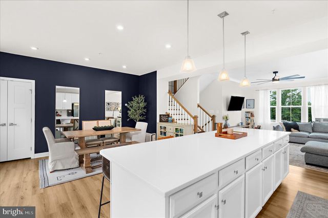 3059 SHAWS RD, Edgemere, MD 21219