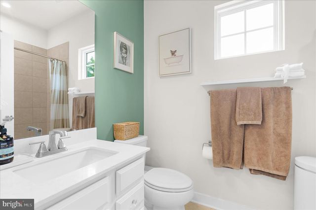 3059 SHAWS RD, Edgemere, MD 21219