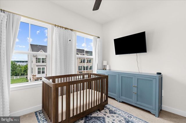 3059 SHAWS RD, Edgemere, MD 21219