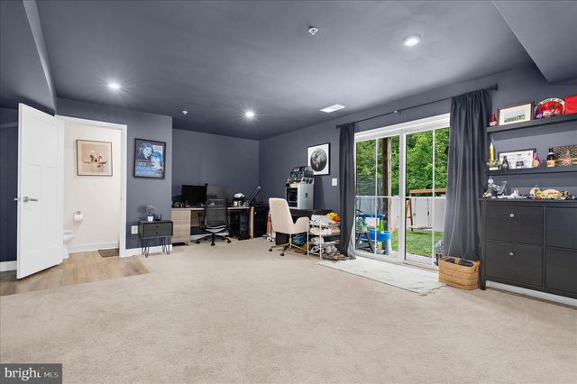 3059 SHAWS RD, Edgemere, MD 21219