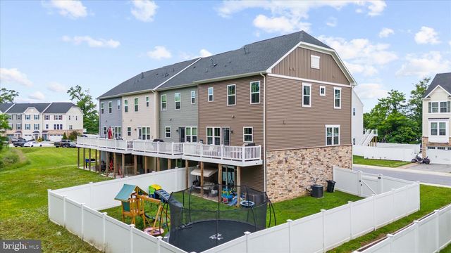 3059 SHAWS RD, Edgemere, MD 21219
