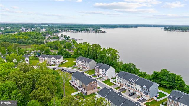 3059 SHAWS RD, Edgemere, MD 21219