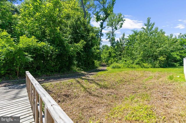 3059 SHAWS RD, Edgemere, MD 21219