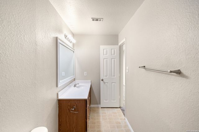 24710 Hickory Meadows, San Antonio, TX 78261