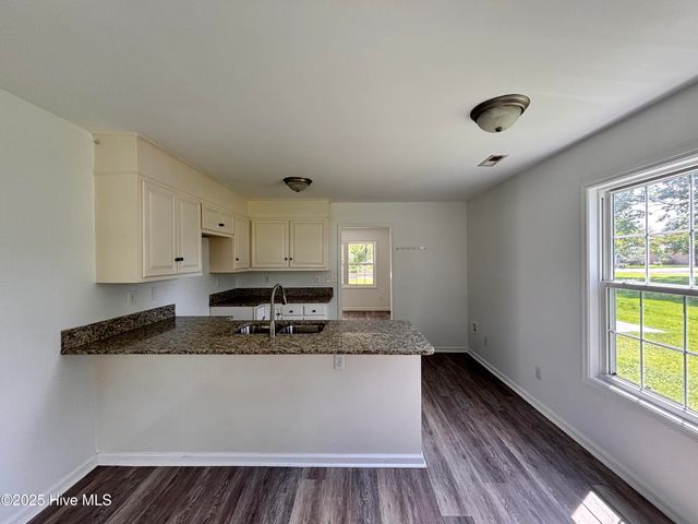 134 Harmon Street, Clinton, NC 28328