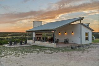 365 Billy Sisson DR, Johnson City, TX 78636