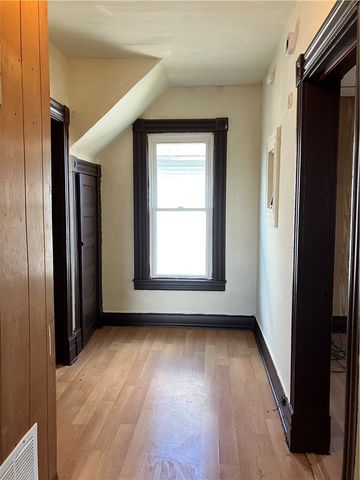 400 3rd Street, City Of But Ne, PA 16001