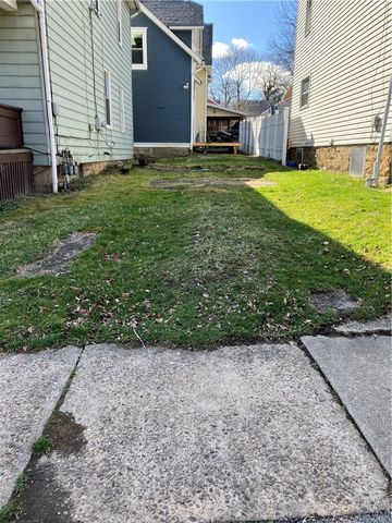 400 3rd Street, City Of But Ne, PA 16001