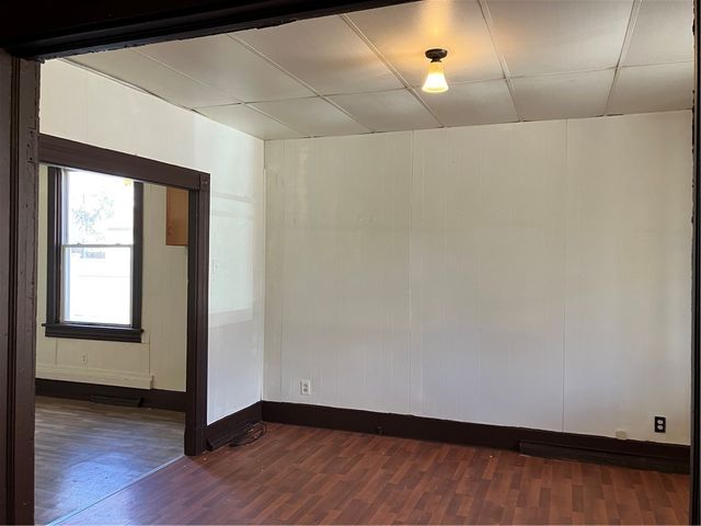 400 3rd Street, City Of But Ne, PA 16001