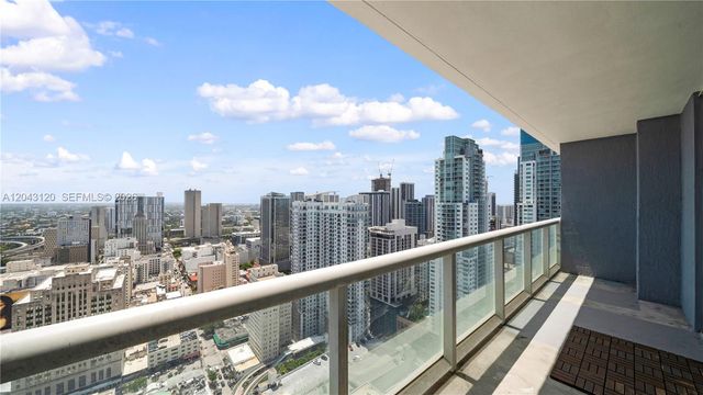 50 Biscayne Boulevard 4203, Miami, FL 33132