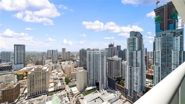 50 Biscayne Boulevard 4203, Miami, FL 33132