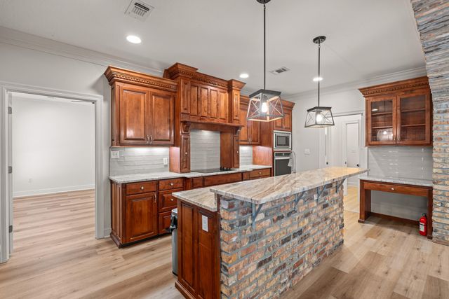 22 Knollwood Ln., Purvis, MS 39475