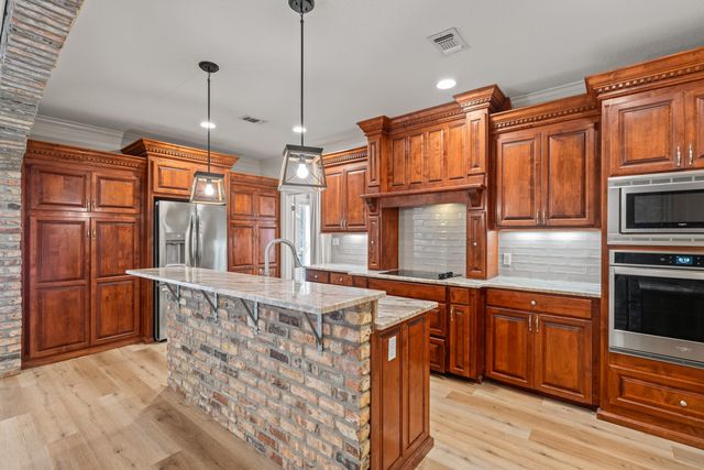 22 Knollwood Ln., Purvis, MS 39475