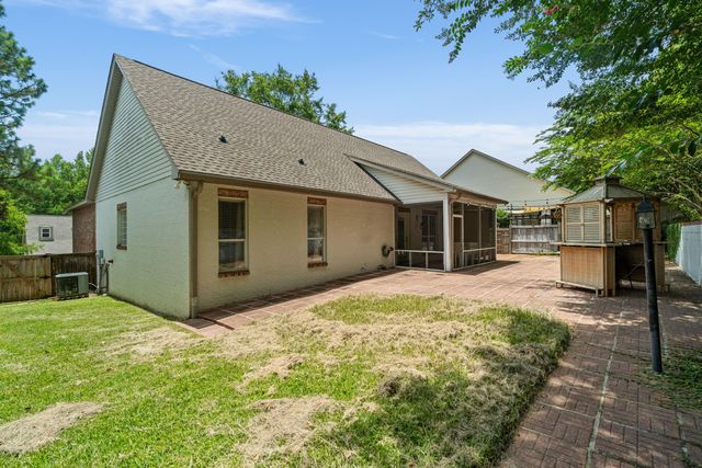 22 Knollwood Ln., Purvis, MS 39475