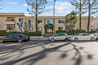 5328 Newcastle 18, Encino, CA 91316