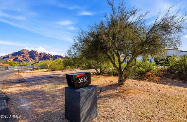 6516 N 43RD Place, Paradise Valley, AZ 85253