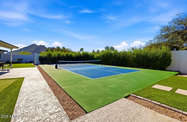 6516 N 43RD Place, Paradise Valley, AZ 85253