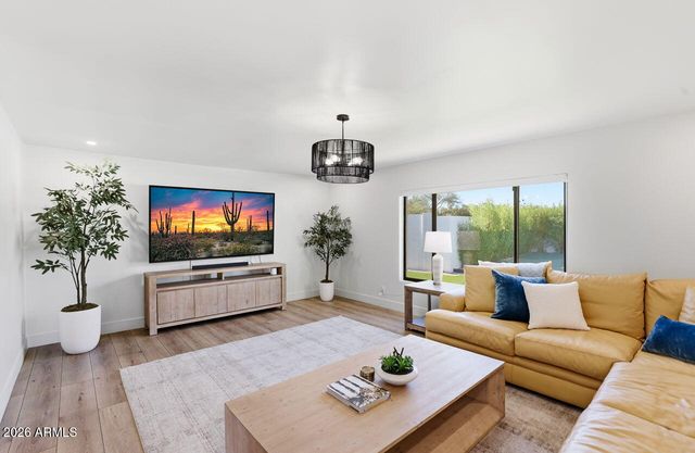 6516 N 43RD Place, Paradise Valley, AZ 85253