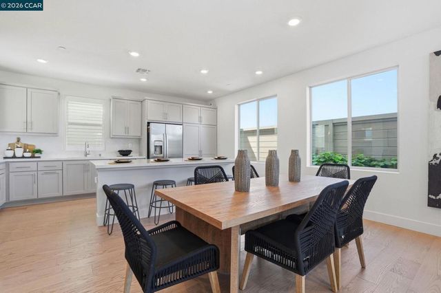 5911 Silhouette Way, Dublin, CA 94568