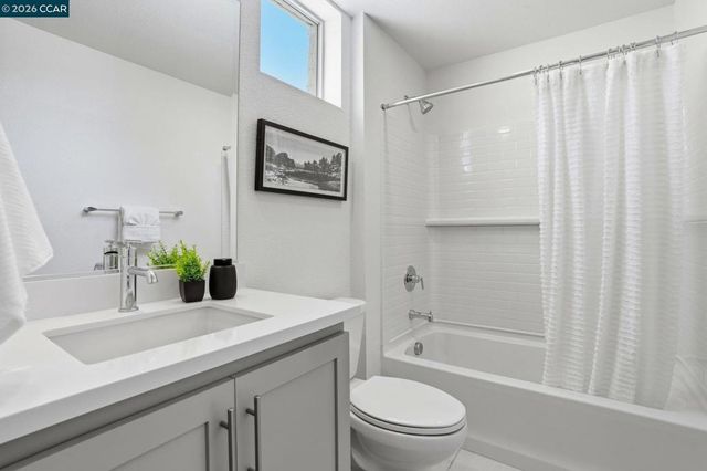 5911 Silhouette Way, Dublin, CA 94568