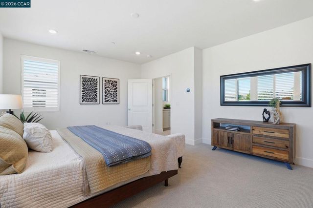 5911 Silhouette Way, Dublin, CA 94568