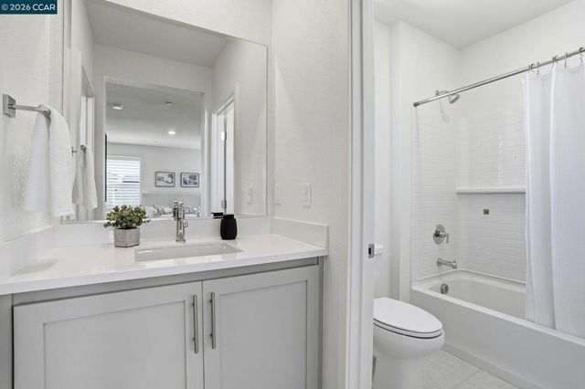 5911 Silhouette Way, Dublin, CA 94568