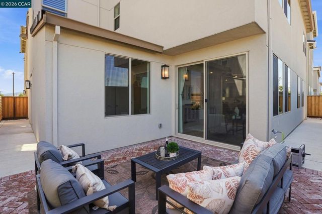 5911 Silhouette Way, Dublin, CA 94568