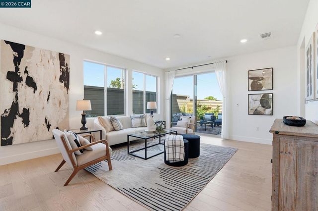 5911 Silhouette Way, Dublin, CA 94568