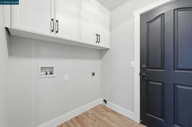 2037 Newton, Brentwood, CA 94513