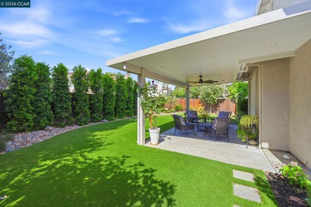 2037 Newton, Brentwood, CA 94513
