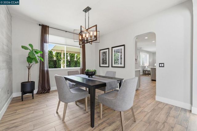 2037 Newton, Brentwood, CA 94513