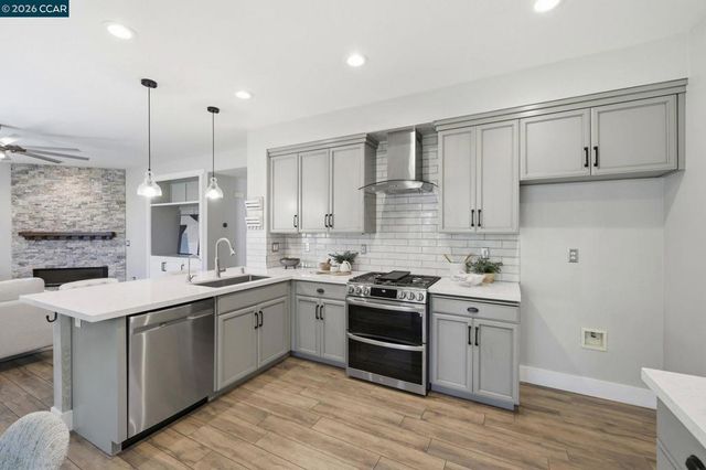 2037 Newton, Brentwood, CA 94513