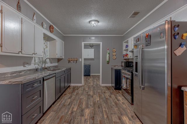 306 Walnut Drive, Paragould, AR 72450