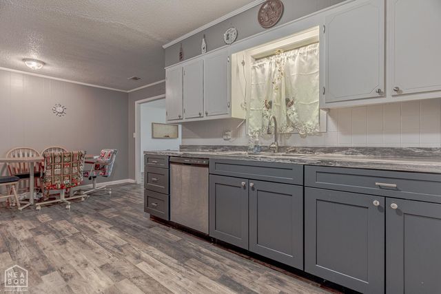 306 Walnut Drive, Paragould, AR 72450