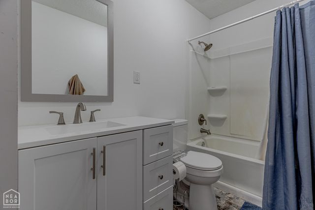306 Walnut Drive, Paragould, AR 72450