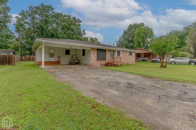 306 Walnut Drive, Paragould, AR 72450