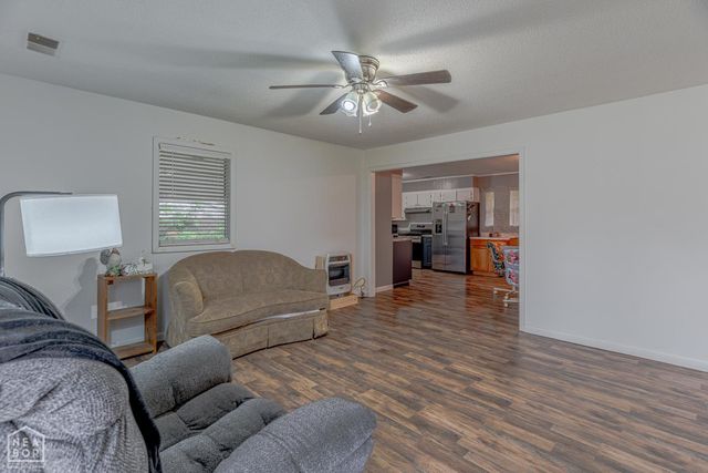 306 Walnut Drive, Paragould, AR 72450