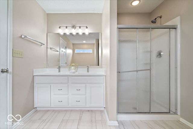 12381 E 131st Street, Fishers, IN 46037