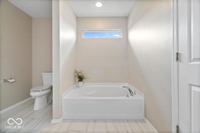 12381 E 131st Street, Fishers, IN 46037