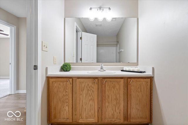 12381 E 131st Street, Fishers, IN 46037