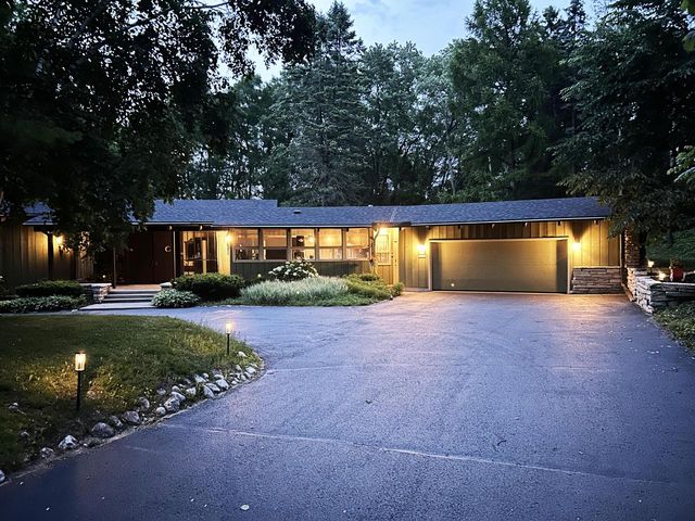 W220N7820 Golf View LANE, Lisbon, WI 53089