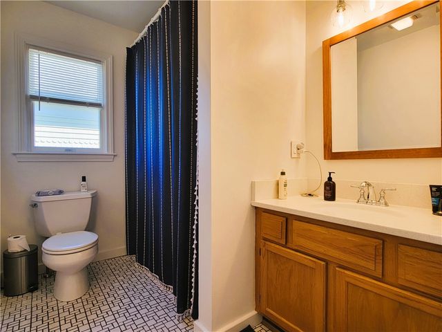 9 Narragansett Avenue 3, Newport, RI 02840