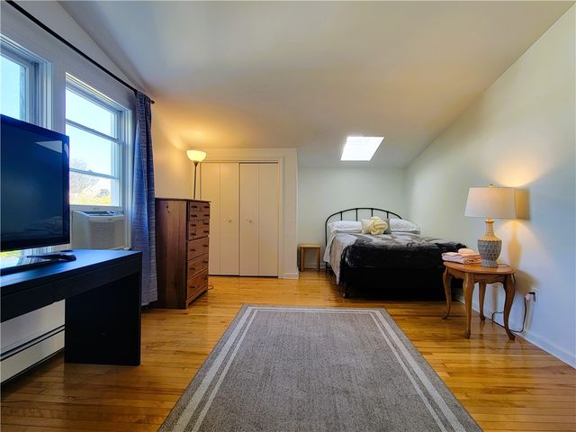 9 Narragansett Avenue 3, Newport, RI 02840
