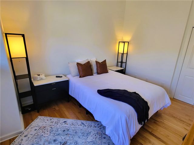 9 Narragansett Avenue 3, Newport, RI 02840