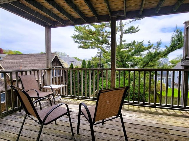 9 Narragansett Avenue 3, Newport, RI 02840