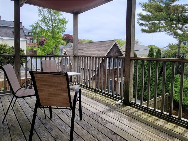 9 Narragansett Avenue 3, Newport, RI 02840